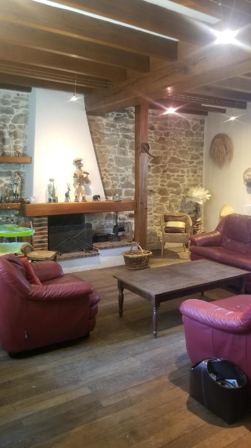 Chambres dans un lieu calme et champêtre Gourgé Extérieur photo